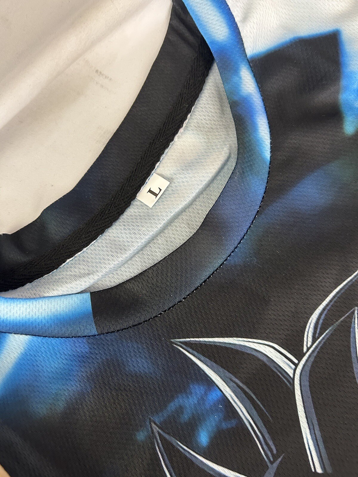 Picture 4 of 6