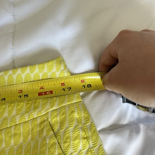 Ann Taylor Shorts Womens 8 Yellow White Geometric Belt Loops Summer Beach Casual - Picture 5 of 9