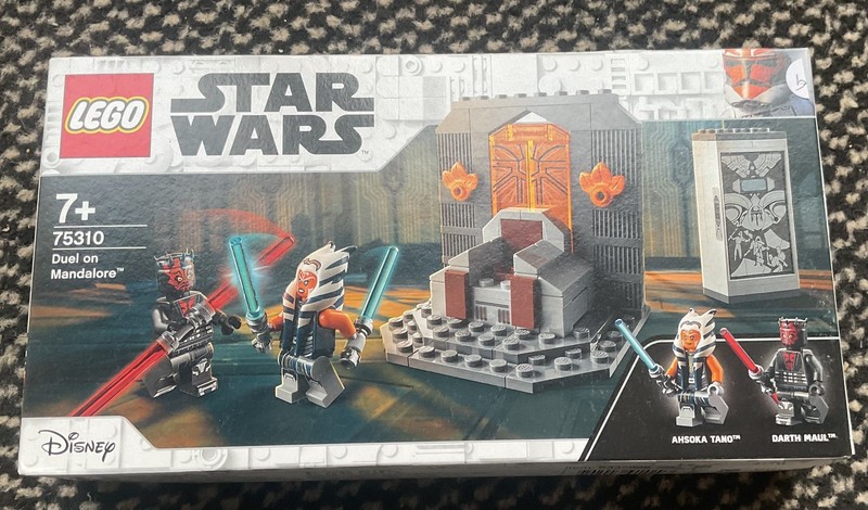 LEGO BOX SET STAR WARS SHIP 75310 DUEL ON MANDALORE MAUL vs AHSOKA TANO