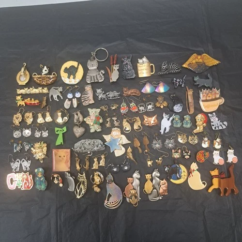 Vintage Large Lot Of Cat Brooches Earrings Kitten Pins Costume Jewelry