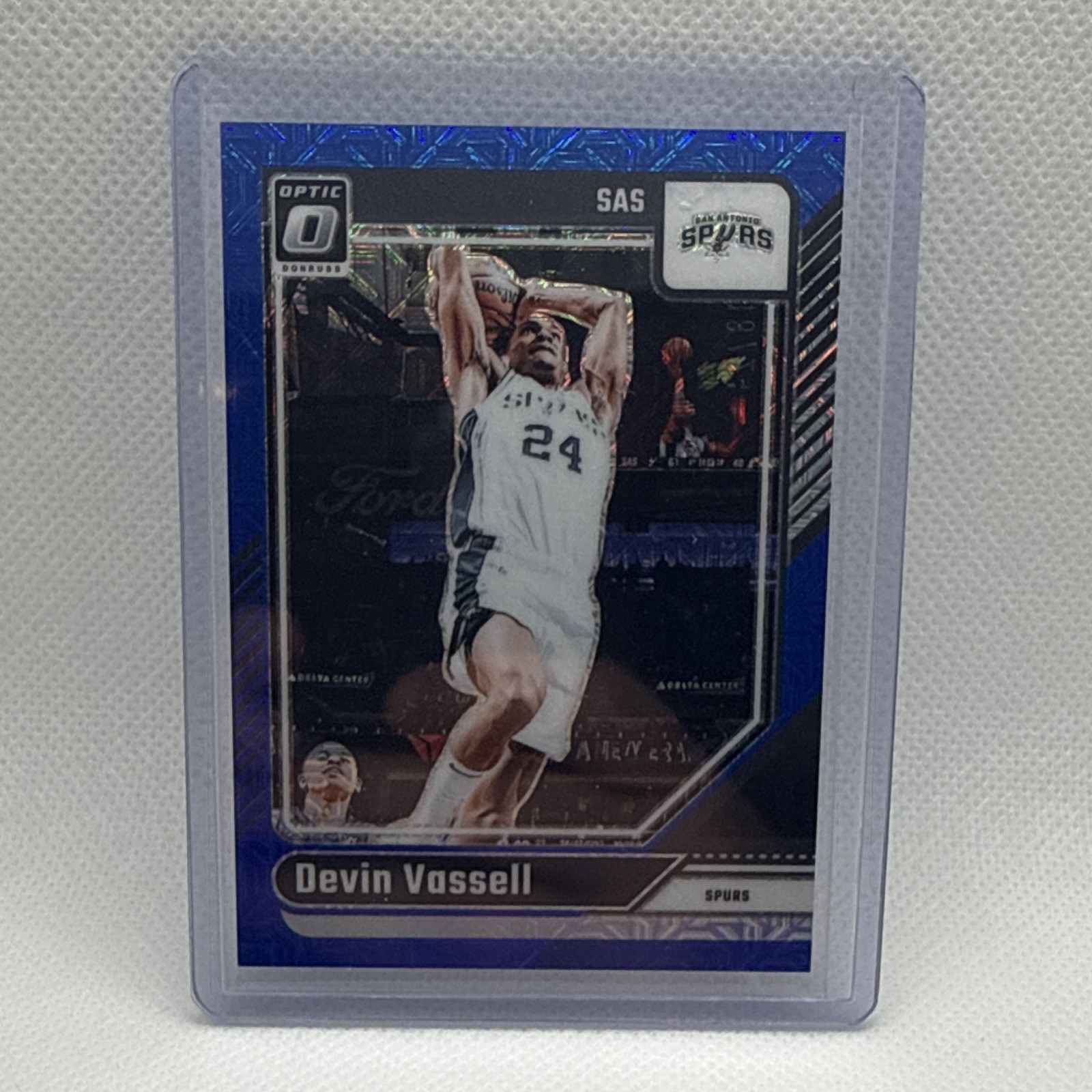 2024-25 Panini Donruss Optic - Devin Vassell #157 Choice Blue Prizm /24