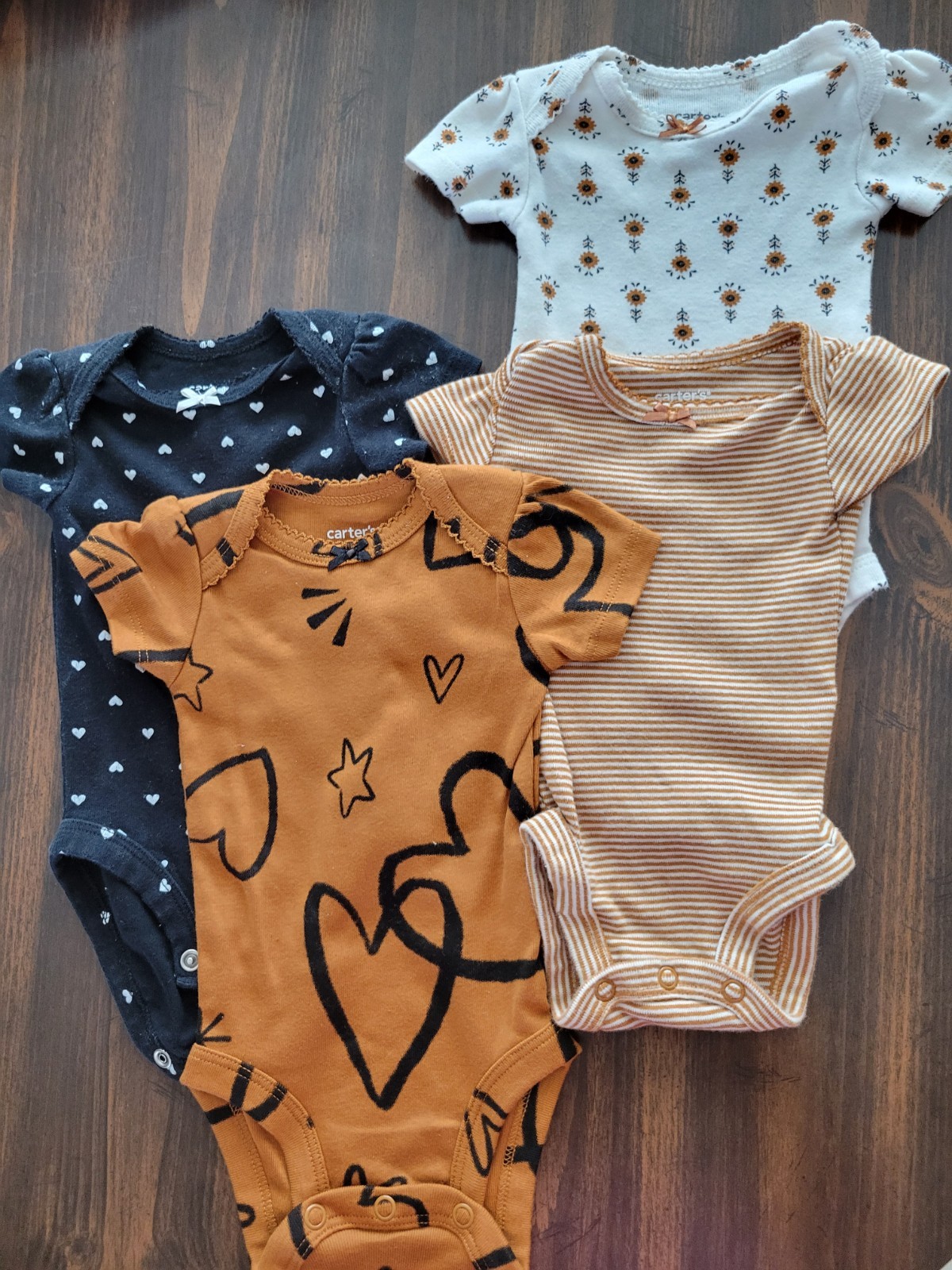 Carters Traje de carrocería original recién nacido Lote de 4