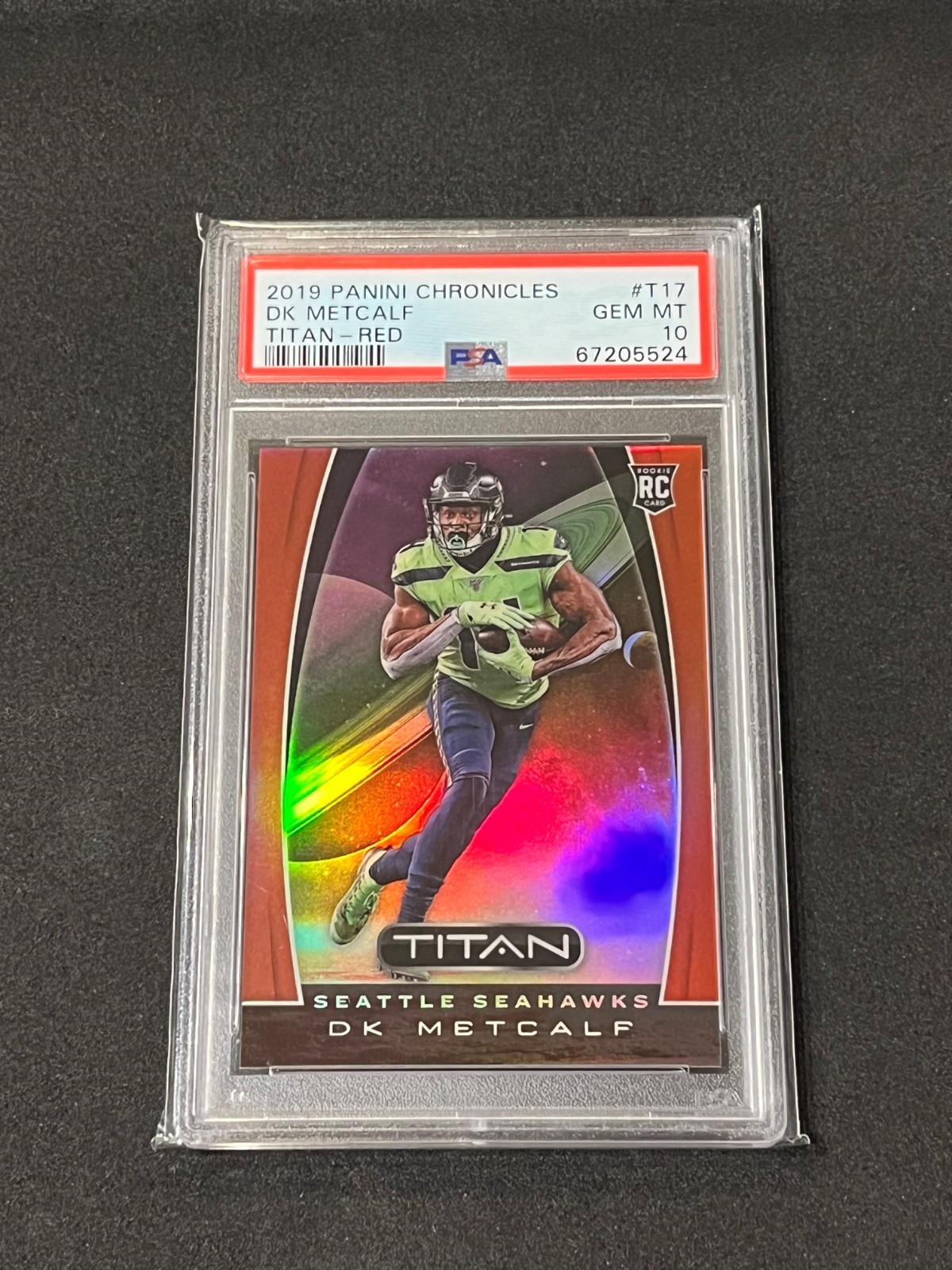 2019 Panini Chronicles Titan DK Metcalf Rookie Red Prizm 30/99 #T17 PSA 10 Pop 7