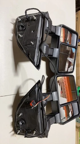 Used Tow Mirror for 1999-2016 Ford F250 F350 F450 F550 Super Duty LED Signal
