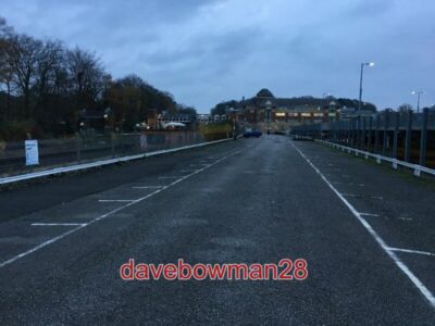 FOTO FARNBOROUGH FAST LEER UNTERWEGS SCHILD DES CVID P/DEMIC. 2020