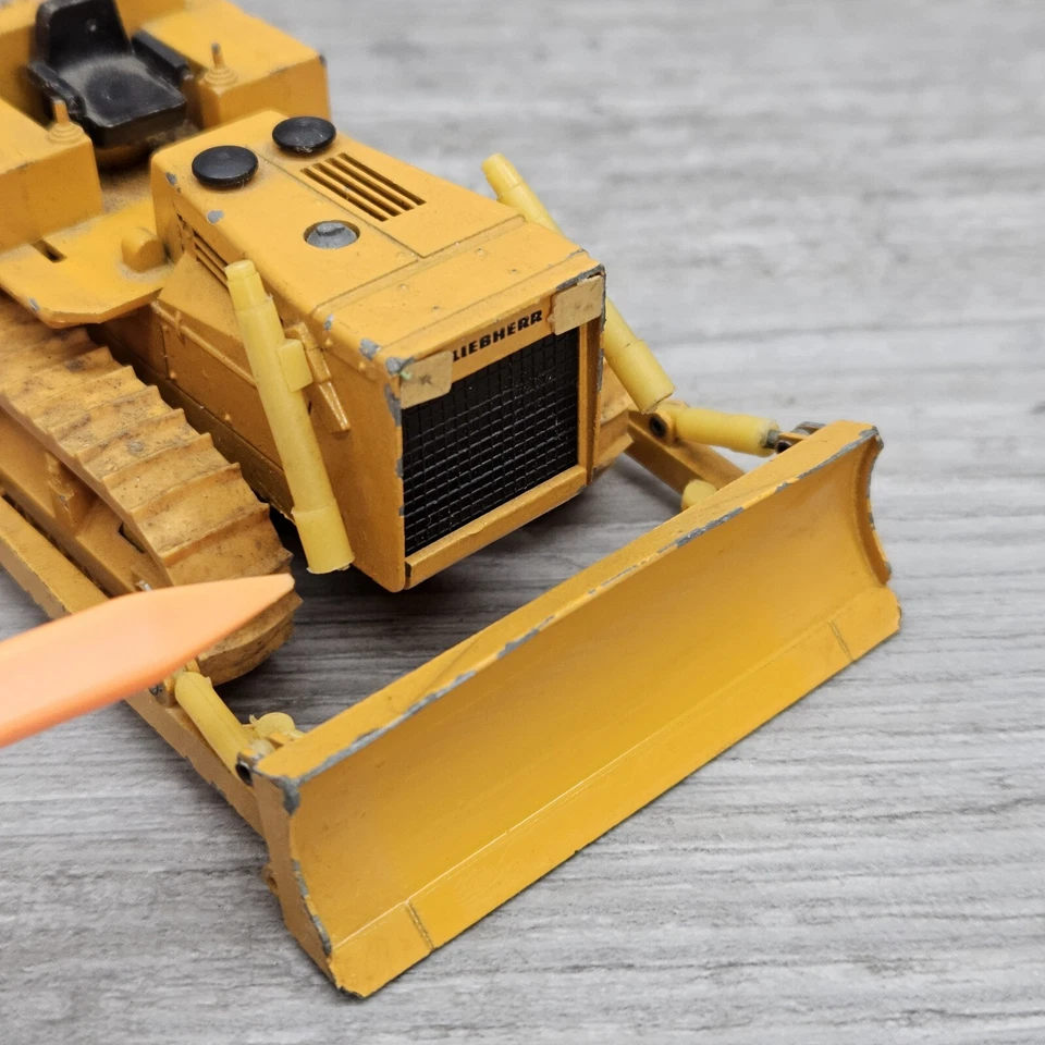 Bulldozer Gescha Liebherr 731 de colección 1:50 hecho en Alemania Occidental piezas reparación Foto 3 de 4
