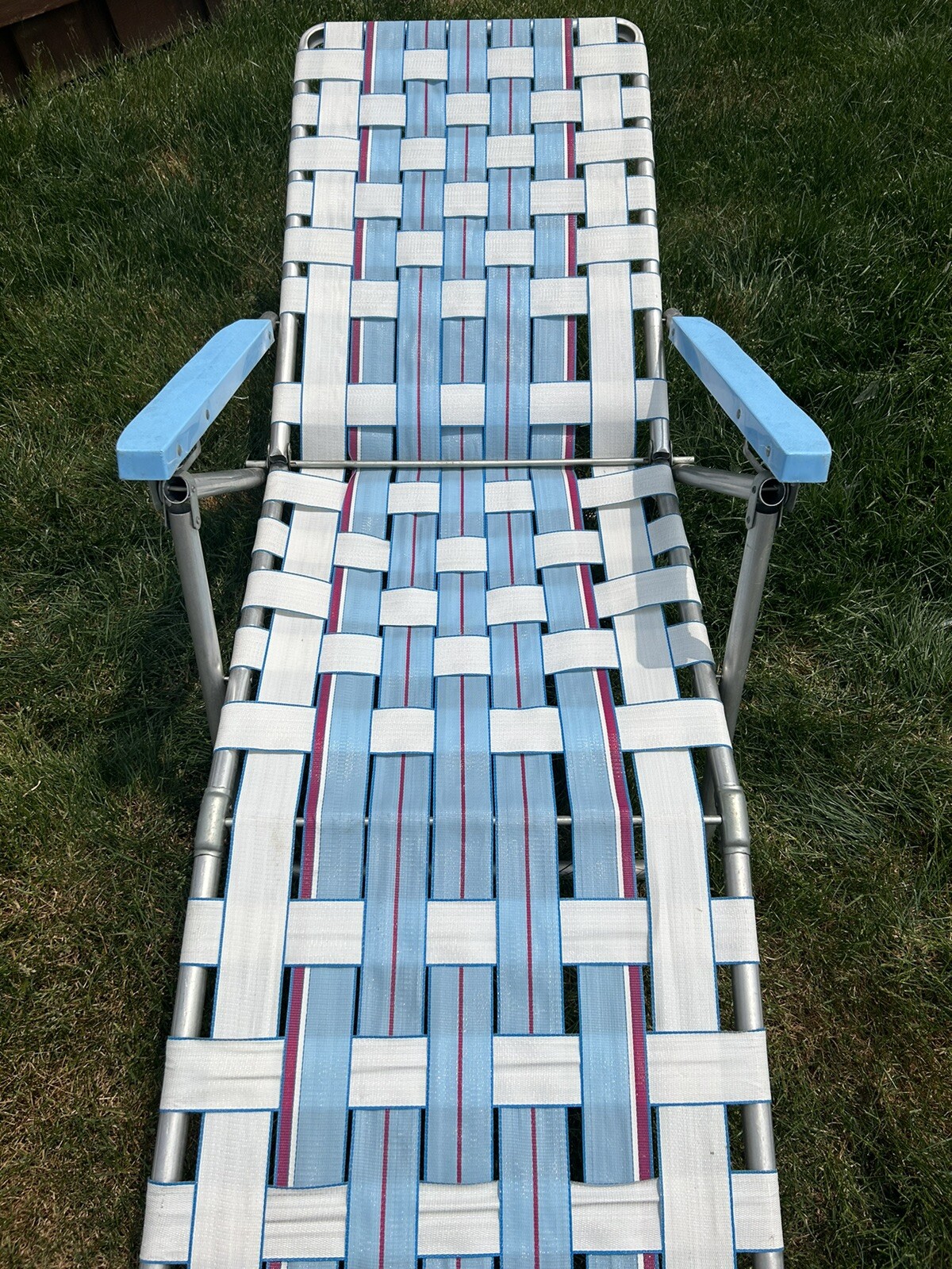 Vintage Aluminum bed Folding Reclining Lawn Chaise Lounge Chair Nice