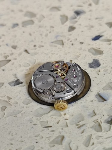 UNIVERSAL GENEVE Cal. 11 Swiss Made Movement With Dial &Hands &Crown Used - Picture 8 of 10