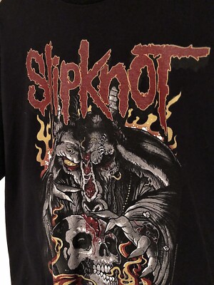 SLIPKNOT BAND T-SHIRT  **READ DESCRIPTION**