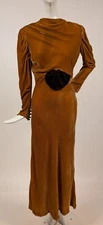 1930’S BUTTERSCOTCH SILK VELVET DRESS W SELF BUTTON REAR