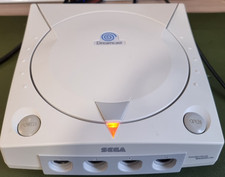 SEGA Dreamcast + GDEMU v5.2 + 128GB loaded SD card + SEGA gamepad