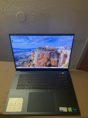 Dell Inspiron 16 7630 2-in-1- OLED 4K- i7 1360P -16GB RAM - 1TB SSD NVIDIA MX550