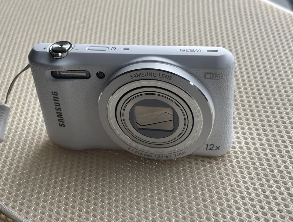 Samsung WB35F 16.2MP Compact Digital Camera - Image 3 of 4
