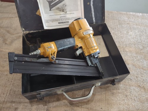 Stanley Bostitch N60FN 15 Gauge Angle Pneumatic W/ Box - Picture 2 of 13