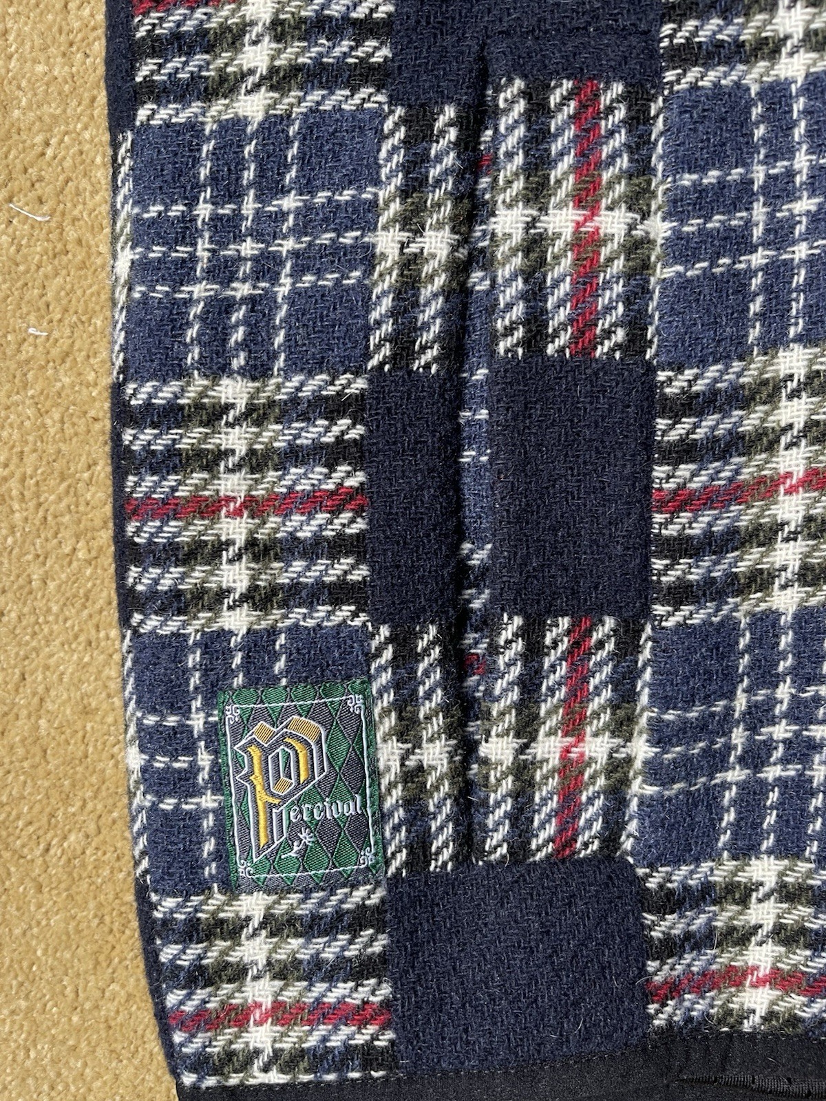 Men’s Percival Anderson Raglan Plaid Jacket In Navy (FW 2023) Size L image 5