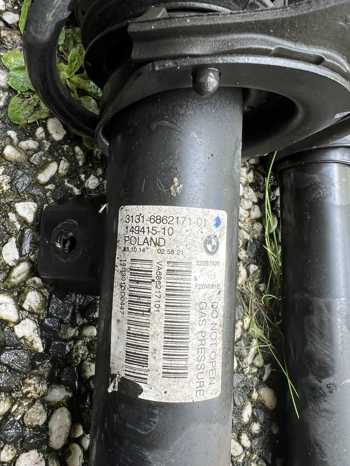 Stoßdämpfer+Domlager+Federn BMW F20 Bj.2014 (Komplett Fahrwerk) - Bild 2 von 4