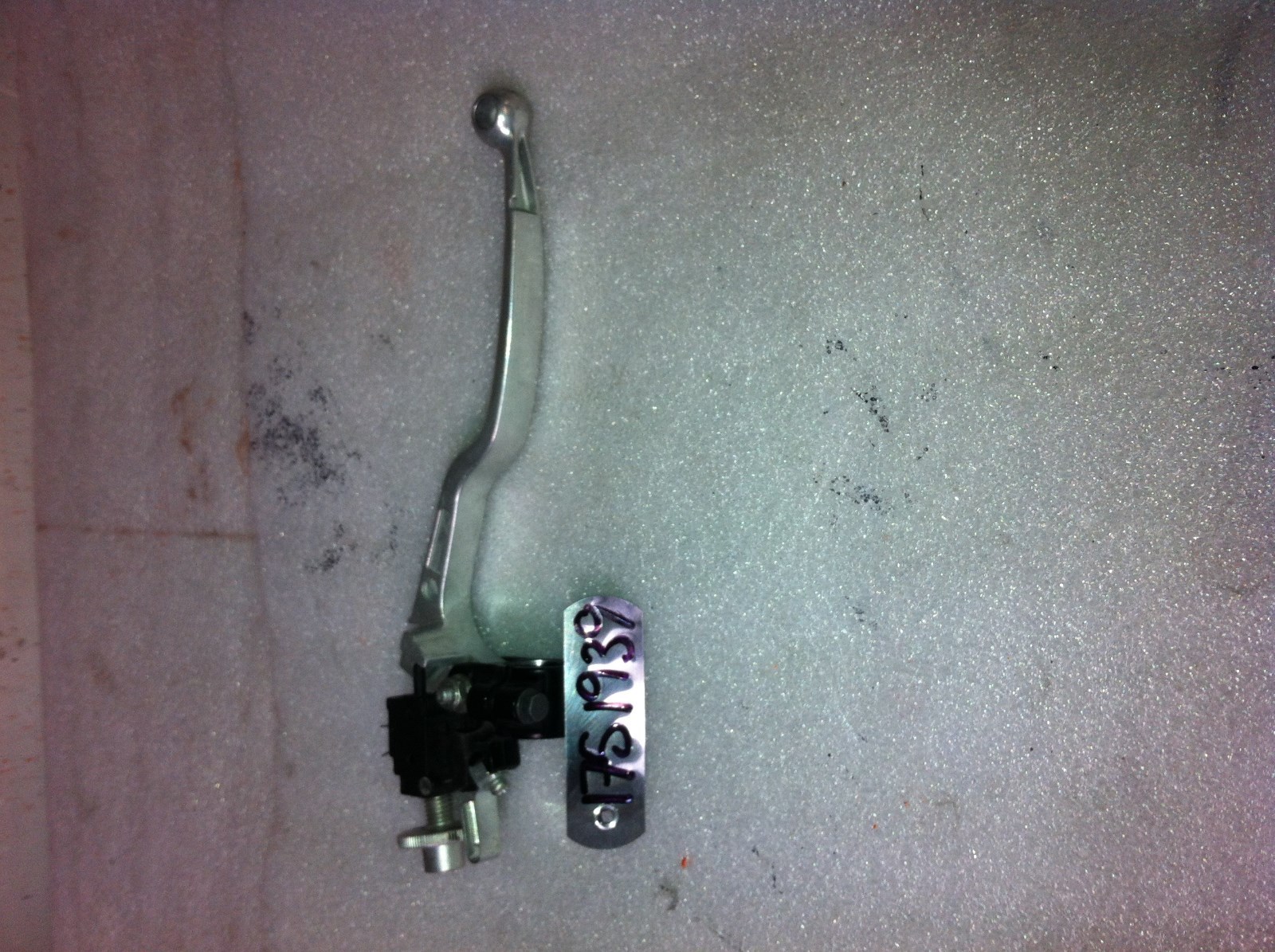 Picture 2 of 3