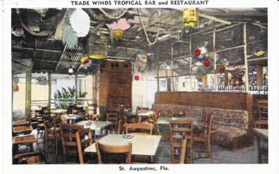 TRADE WINDS TROPICAL BAR & RESTAURANT - St. Augustine, Fla. - EKC Linen Postcard