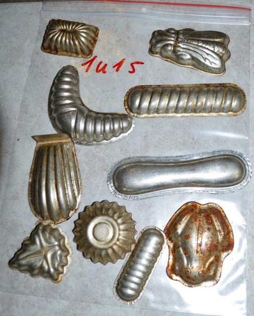 Antique german small tin vintage candy molds/ tart molds 1us15 eBay