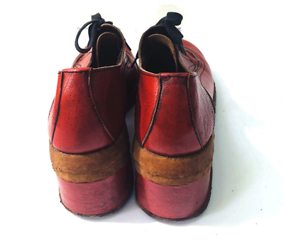 Genuine 1970s Vintage Crepe Rubber Sole Funky Lace up Rust Genuine 1970s Vintage Crepe Rubber Sole Funky Lace up Rust