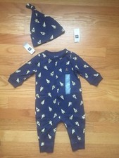 Baby Gap Boy 3-6m Layette With Matching Hat NWT