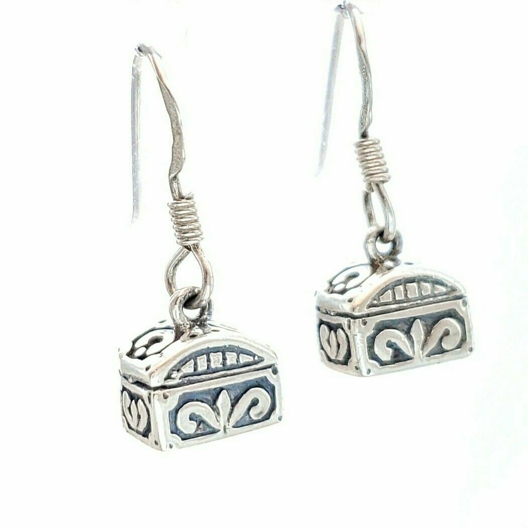 Designer SH Signed Solid Sterling Silver Chest Da… - image 4