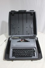 Royal Epoch Manual Portable Black Typewriter W/ Hard Case - gorgeous condition thumbnail