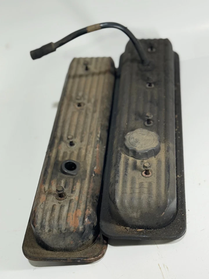 1990 GMC / CHEVY C / K 1500 2500 350 5.7L V8 ENGINE VALVE ROCKER COVER PAIR SET - Image 2 of 4