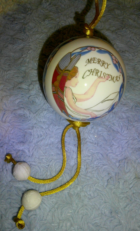 Lladro Daisa Angel Wishes HAPPY NEW YEAR/MERRY CHRISTMAS Ornament 2003 EUC