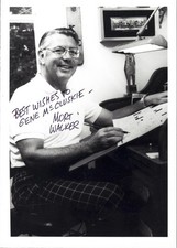 MORT WALKER - AUTOGRAPHED SIGNED PHOTOGRAPH