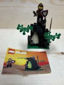 Lego 1596 Castle Wolfpack Ghostly Hideout (1993) all parts instructions, no box