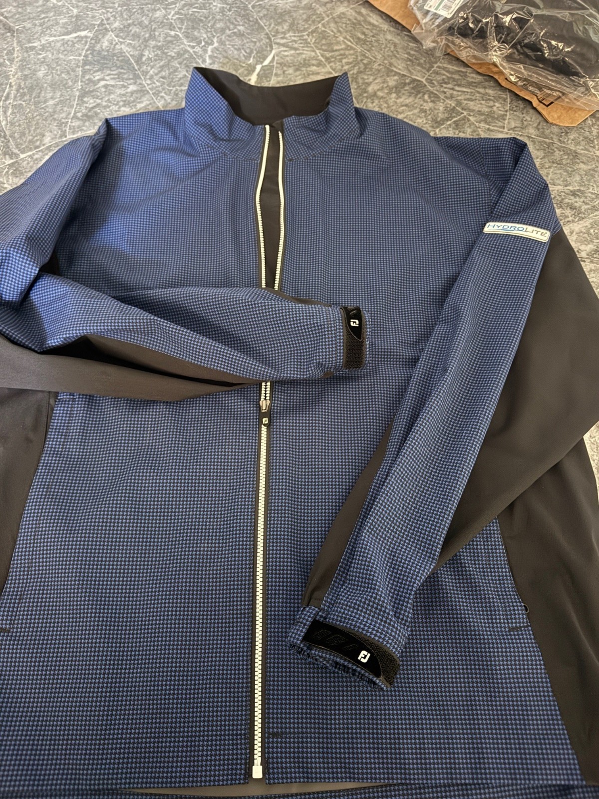 Full Zip Hydro Rain Jacket, Size Large