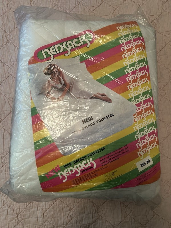 New Vintage Perfect Fit Polyester Bed Sack Mattress Pad - Quilted - King