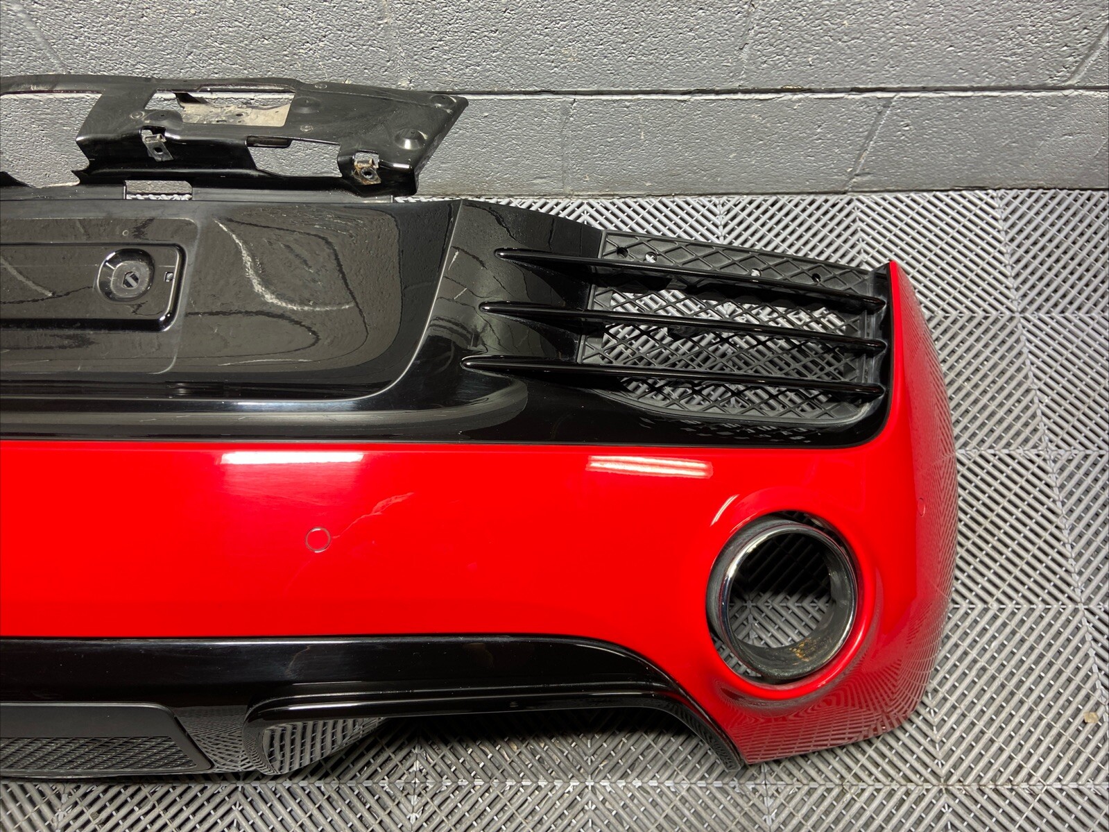 2014-2015 Audi R8 5.2L Spyder Rear Bumper Cover Valance Red OEM *NOTE*
