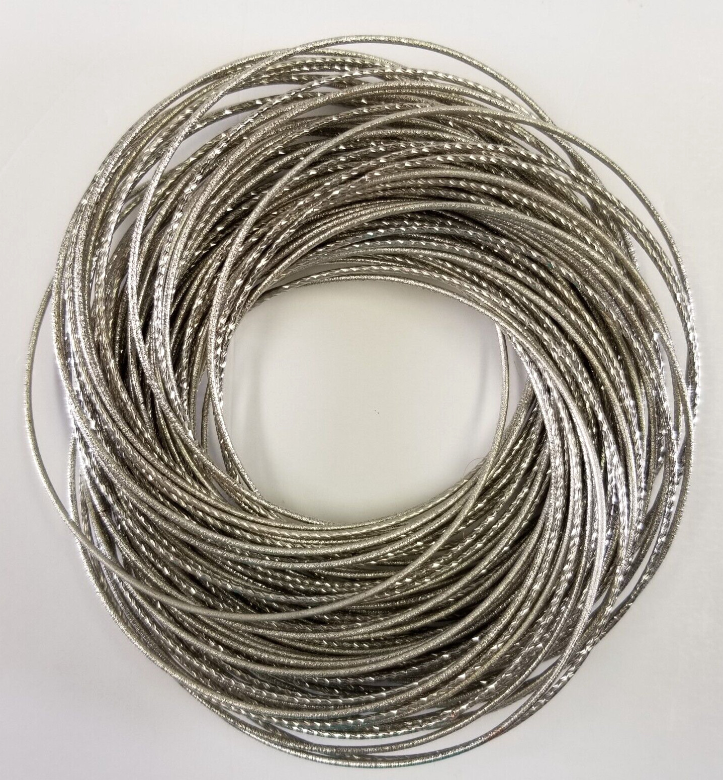 Interlinked Diamond Cut Thin Silver Tone Metal Ba… - image 2