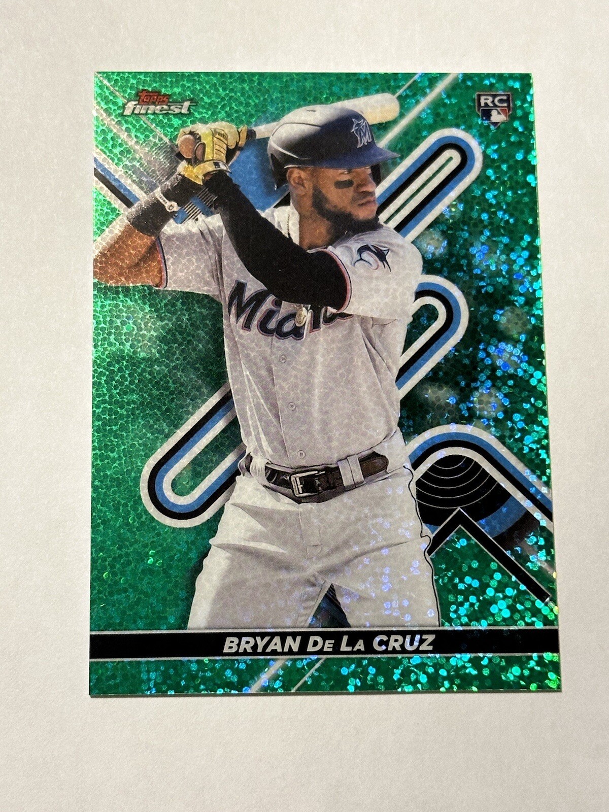 2022 Topps Finest Green Speckle Refractor /125 Bryan De La Cruz #24 Rookie RC