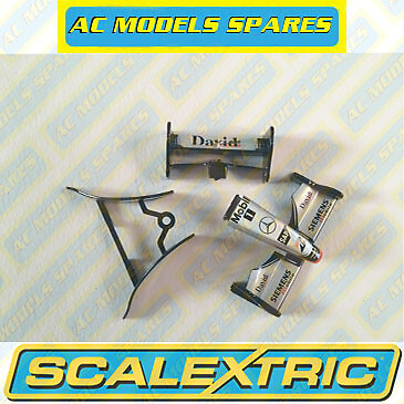 W8472 Scalextric Ersatz vorne + Heckflügel + Lastkahnbretter für McLaren F1 MP4-16 - Bild 1 von 1