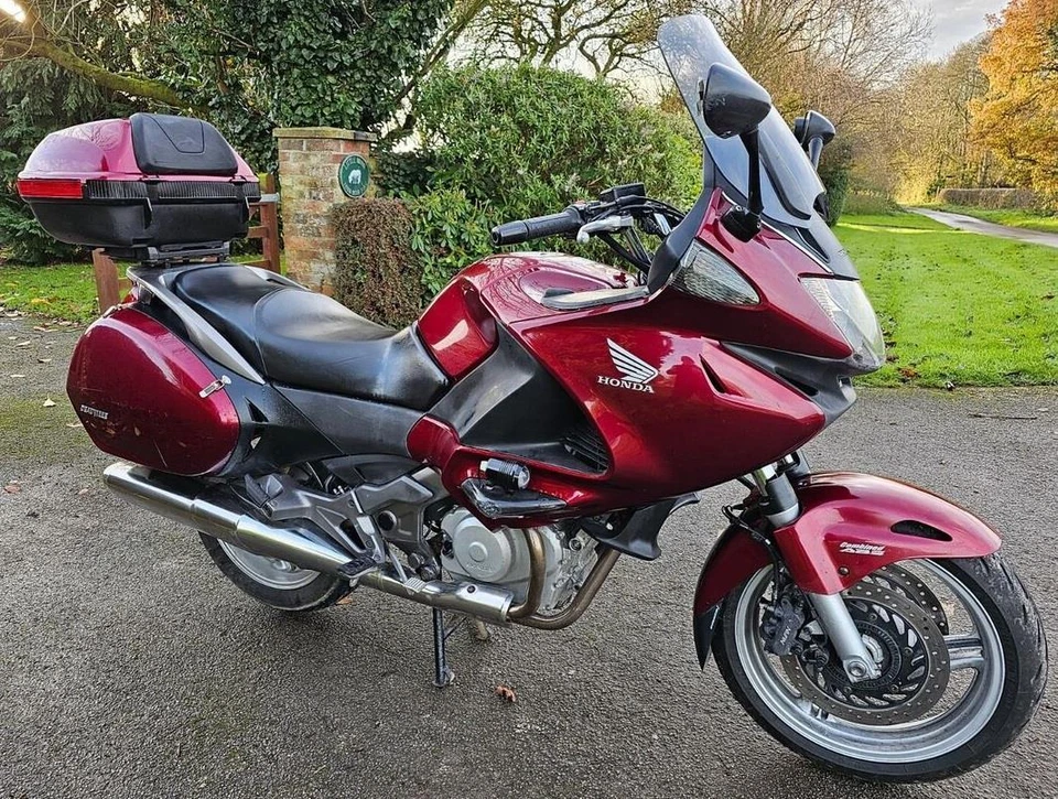 Honda NT 700 V Gear Lever Cover Front Deauville 2006 to 2010 NT700V A950 - Image 4 of 4