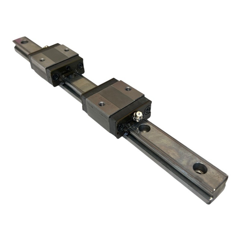 Rail de guidage lineaire THK SR25V2-340LY avec 2 chariots mobiles en acier pour machine CNC