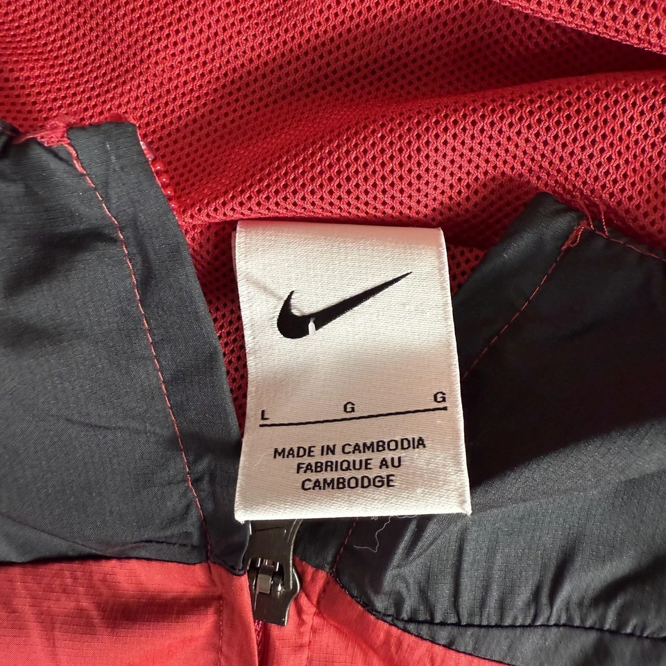 Nike F.C. Chaqueta Para Hombre Grande Roja Negra Con Capucha Cortavientos Cremallera Fútbol DH8642-614 Foto 3 de 4