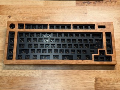 Barrett Creative KL-90 Sakura Custom Keyboard with Wooden Case (Hotswap)