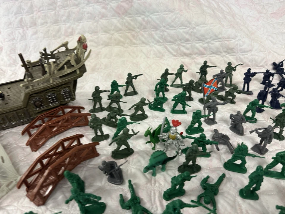 Ejército Hombres Juguete Soldado Barco Vehículos Lote Más de 100 Piezas Multicolor Foto 3 de 4