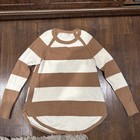 Foto 1 di 24