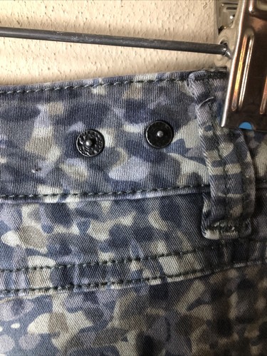 Cabi Modern Camo Jeggings Pants Womens 10 Gray Blue Stretch Skinny Ankle #604 - Picture 6 of 10