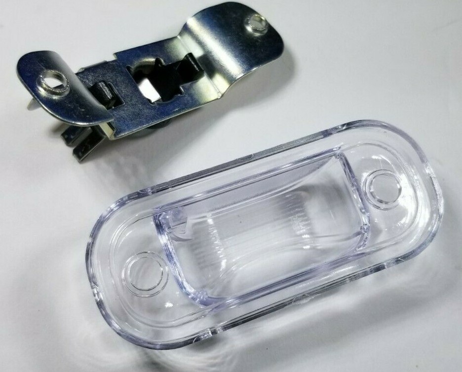 LICENSE PLATE LIGHT ASSEMBLY LENS & BULBHOLDERS PAIR VOLKSWAGEN VANAGON