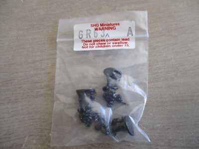 SHQ MINIATURES 3 SOLDIERS IN BAG 15 MM approx ref GR63 A