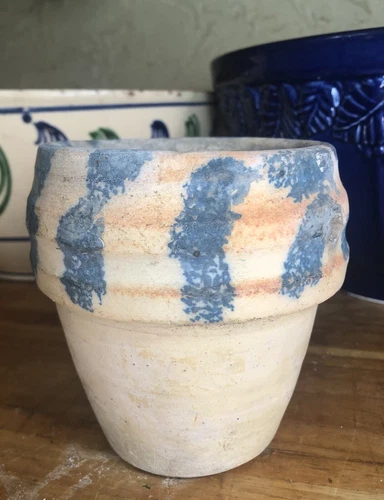 Blue Earthworm Sponge YELLOW WARE POTTERY FLOWER POT PLANTER Hanging Vase