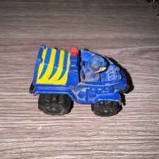 Spin Master Paw Patrol Mighty Super Paws True Metal Figure And Poster Chase S5