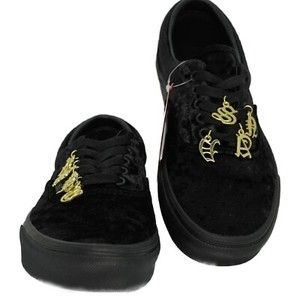vans era id velvet