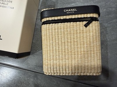 CHANEL Beaute Cosmetic Makeup Bag Les Beiges Summer Essentials